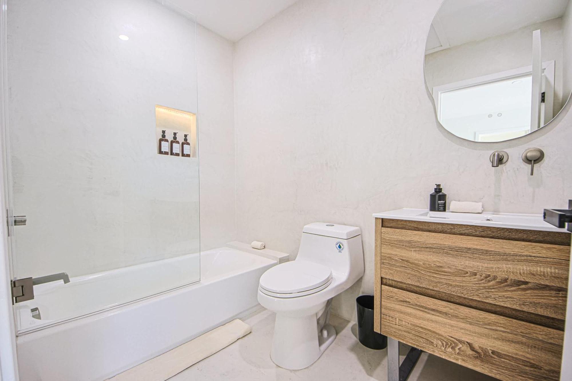 Cozy Retreat W Pool Prime Location Holiday home