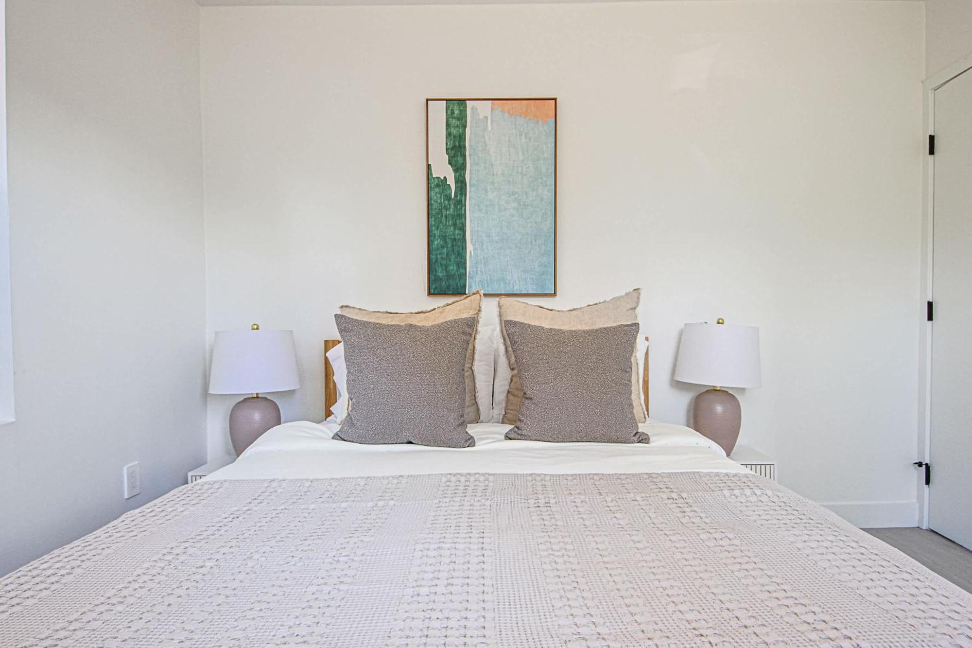 Cozy Retreat W Pool Prime Location Holiday home