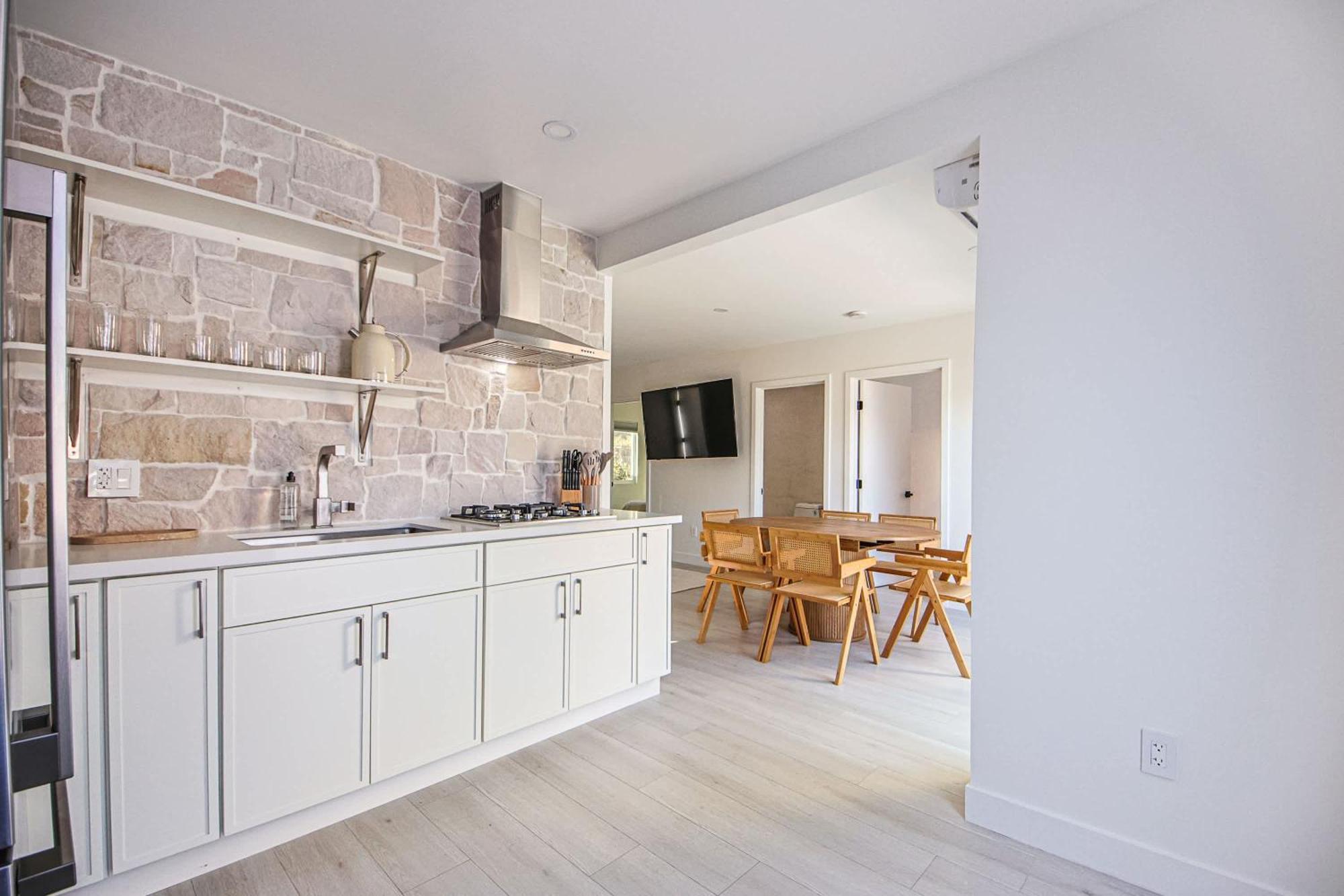 Cozy Retreat W Pool Prime Location Holiday home *