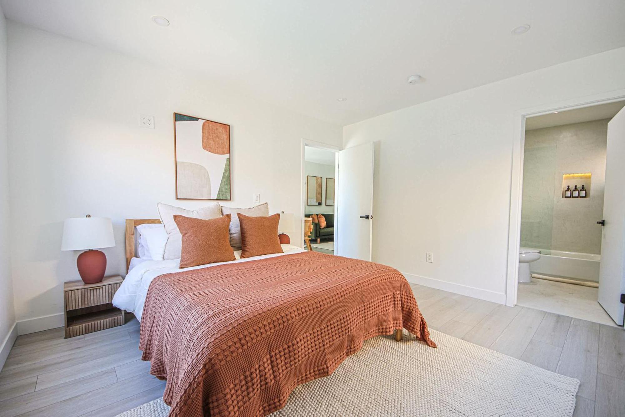 Holiday home Cozy Retreat W Pool Prime Location Los Angeles